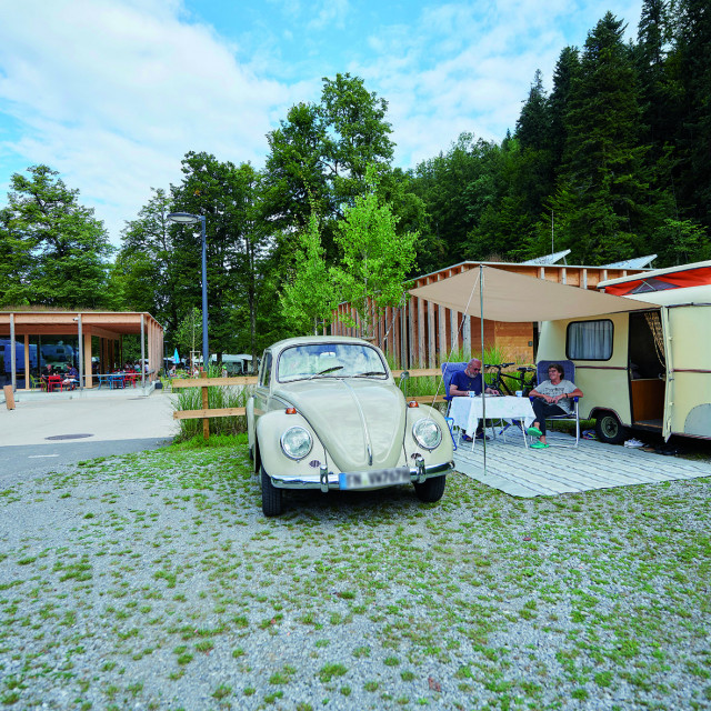 Verschenke Freude mit Gutscheinen vom Camping Dornbirn.